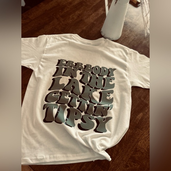 T-shirts - Picture 4 of 7